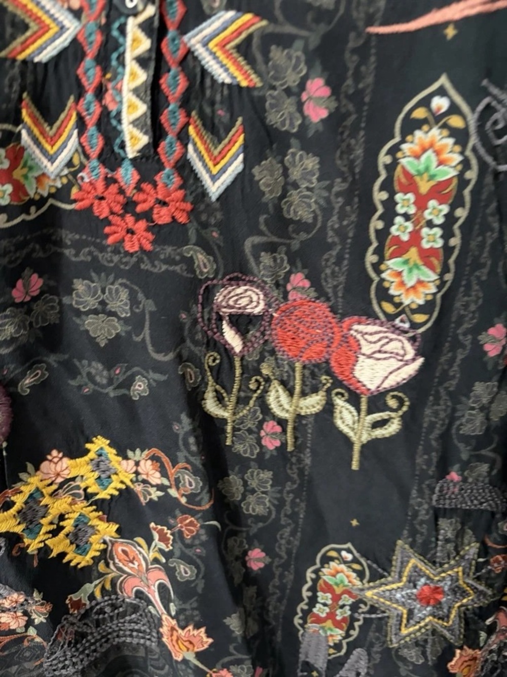 Johnny Was Black Floral Paisley Embroidered Long Sleeve Tunic - Picture 11 of 16